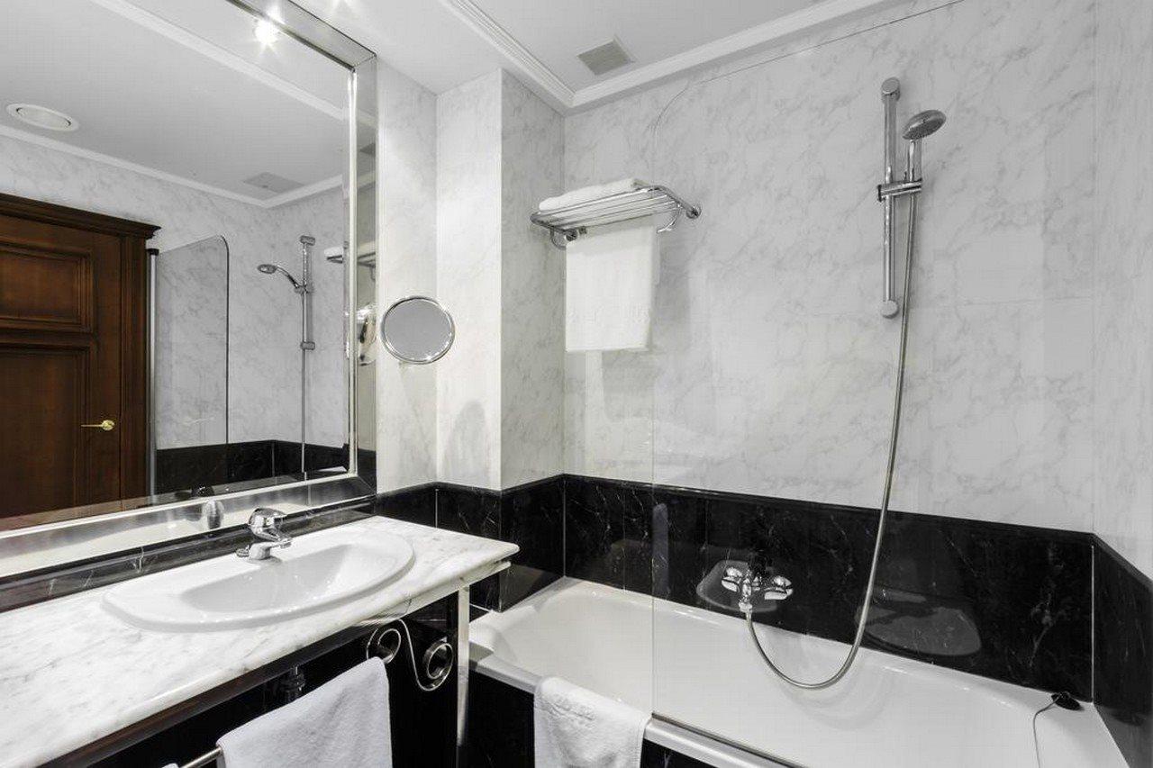 Hotel Azofra Burgos Exterior photo